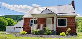 1495 Foot of Ten Rd, Duncansville, PA 16635