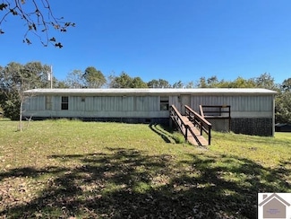 1012 Shine Ln, Cadiz, KY 42211