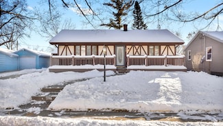 517 Richmond Ave, Sheboygan Falls, WI 53085