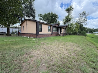 4402 4th St, Bacliff, TX 77518