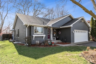 564 Jefferson Ln NW, Elk River, MN 55330
