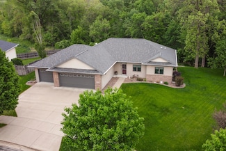 426 Russell Dr S, Holmen, WI 54636