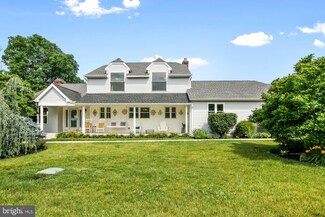 6425 Huntsmen Dr, Harrisburg, PA 17111