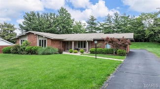 328 Hibler Ct, Saint Louis, MO 63141