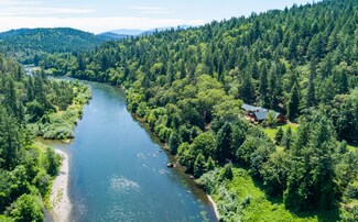 1212 Greentree Loop, Grants Pass, OR 97527