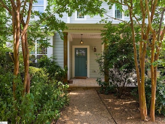 106 Woodville Ave, Greenville, SC 29607