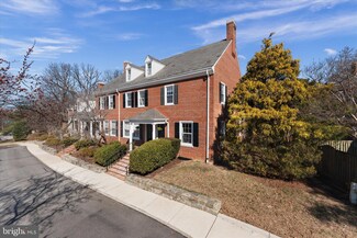 4689 34th St S, Arlington, VA 22206