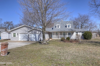 4963 E 21st St, Joplin, MO 64801