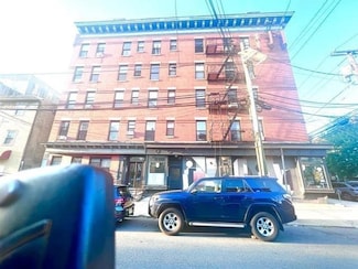336 4th St Unit 3B, Jersey City, NJ 07302