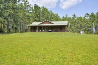 607 Blun Rd, Swainsboro, GA 30401