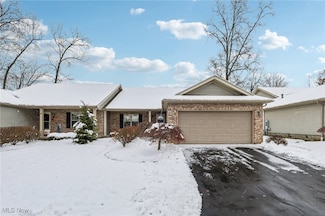 6695 Clingan Rd Unit 32, Youngstown, OH 44514