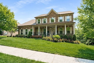 6752 Falls Ridge Ln, College Grove, TN 37046