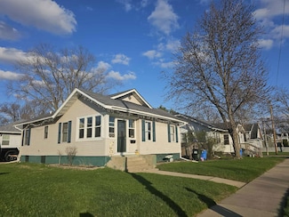 713 Dewitt St, Portage, WI 53901