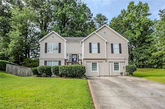 3671 Raiders Ridge Dr, Lithonia, GA 30038