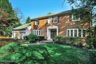 25 Newell Ct, Albany, NY 12204