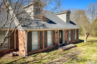 3625 Woodtrail Rd SW, Decatur, AL 35603