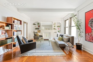 135 Eastern Pkwy Unit 14E, Brooklyn, NY 11238
