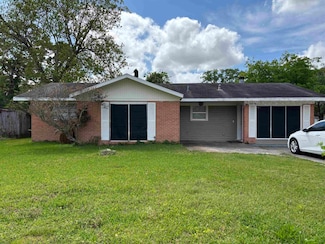 640 Lee Ann Ln, Beaumont, TX 77707