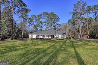 3193 Old Groveland Rd, Pembroke, GA 31321