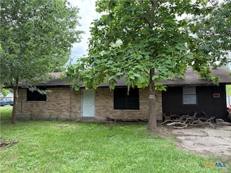116 S Williams, Placedo, TX 77977