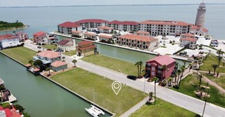 701 Kings Point Harbor, Corpus Christi, TX 78402
