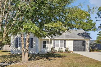 814 Bay Blossom Dr, Wilmington, NC 28411