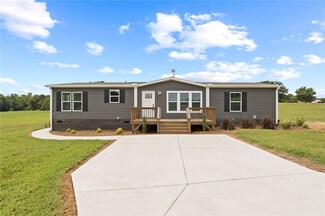120 Purdy Rd, Iva, SC 29655
