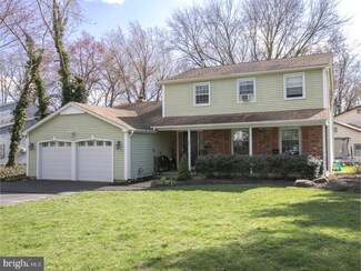 522 12th Ave, Haddon Heights, NJ 08035