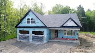 595 Seneca Rd, Angola, NY 14006
