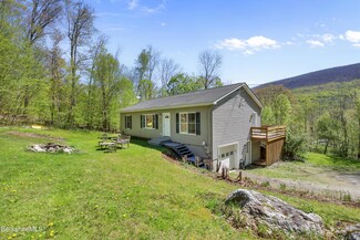 2517 Hancock Rd, Williamstown, MA 01267