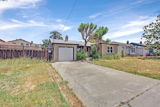 22013 Queen St, Castro Valley, CA 94546