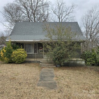 214 W Ohio Ave, Bessemer City, NC 28016