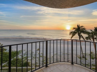 3115 Gulf Shore Blvd N Unit 205-S, Naples, FL 34103