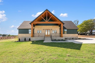 269 Brenham St, McDade, TX 78650