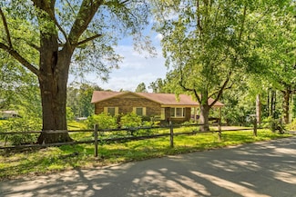2966 Perkins Ave, Morganton, NC 28655
