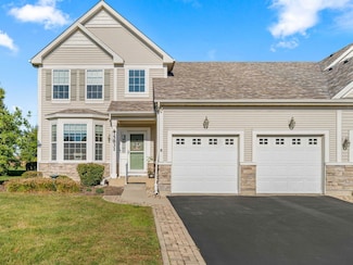 15831 Cove Cir, Plainfield, IL 60544