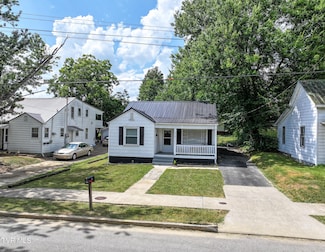 816 Carson St, Greeneville, TN 37743
