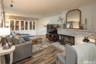 1280 E Huffaker Ln, Reno, NV 89511
