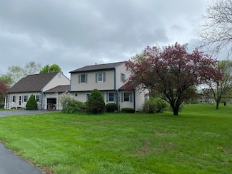 14 Plain Rd Unit B, South Deerfield, MA 01373