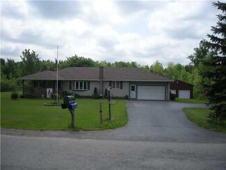 90 Kern Rd, Cowlesville, NY 14037