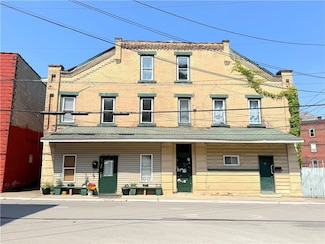 57 Connellsville St, Dunbar, PA 15431