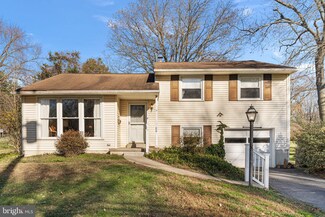 11 Rambling Ln, Malvern, PA 19355