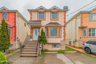 52 Heusden St, Staten Island, NY 10303