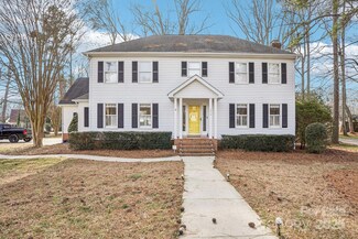 2876 Oakhurst Dr, Rock Hill, SC 29732
