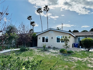8513 Remmet Ave, Los Angeles, CA 91304