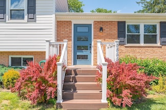 8866 Humphrey St, Cincinnati, OH 45242