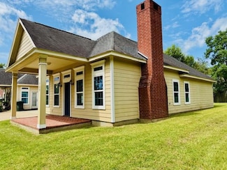 429 Zavalla St, Jasper, TX 75951