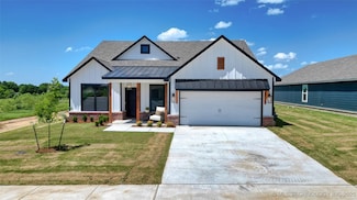 8516 E El Paso St, Broken Arrow, OK 74014