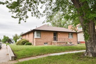 803 E 6th St, Hastings, NE 68901
