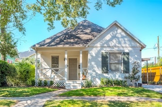 307 Cordell St, Houston, TX 77009